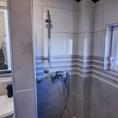 Apartment Vis Ivona I Daria