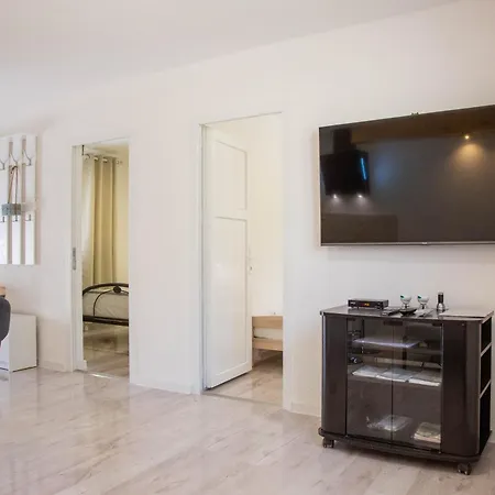 Apartment Vis Ivona I Daria Milna (Hvar)