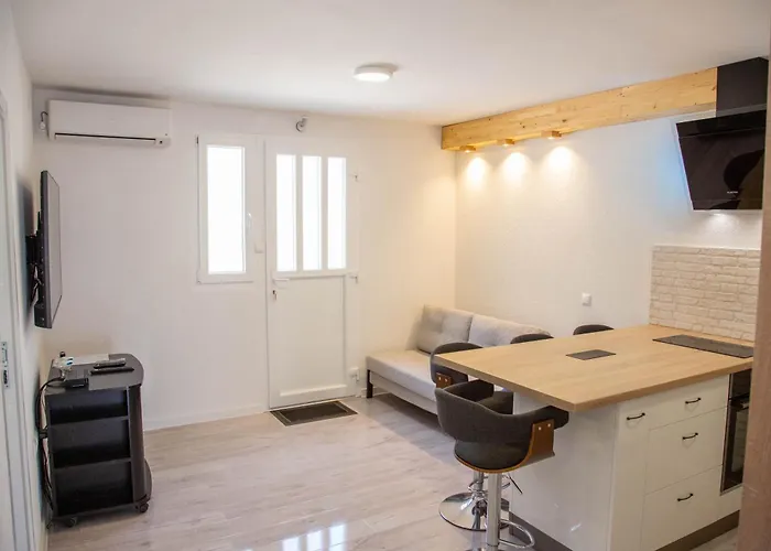 Vis Ivona I Daria Apartmán