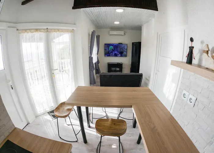 Apartmán Vis Ivona I Daria Milna (Hvar)