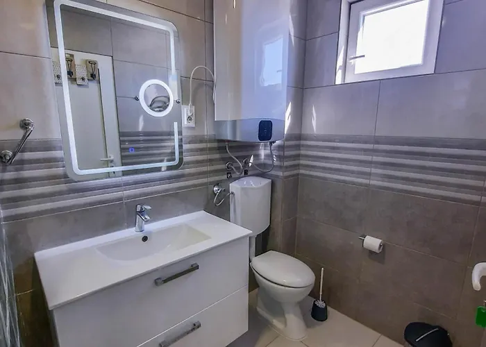 Vis Ivona I Daria Apartmán *